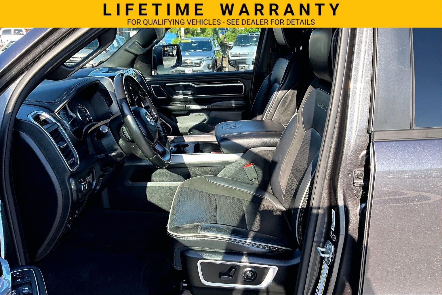 2021 RAM 1500 Laramie Crew Cab 4x4 5'7" Box