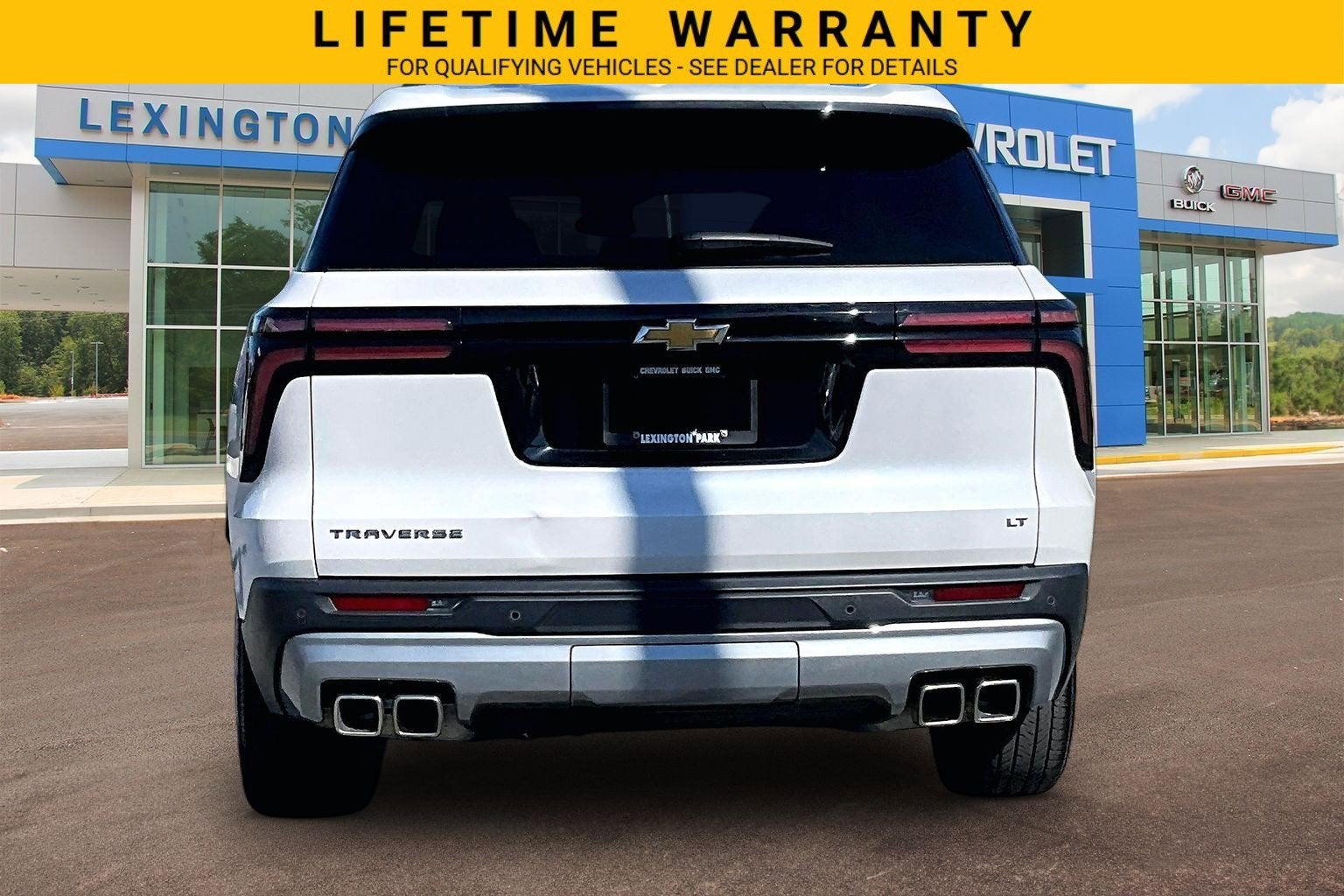 2024 Chevrolet Traverse LT