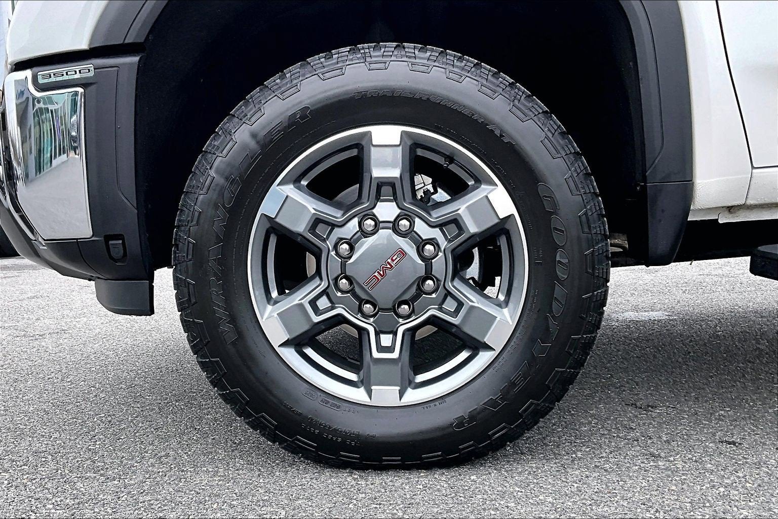 2025 GMC Sierra 3500 HD SLT