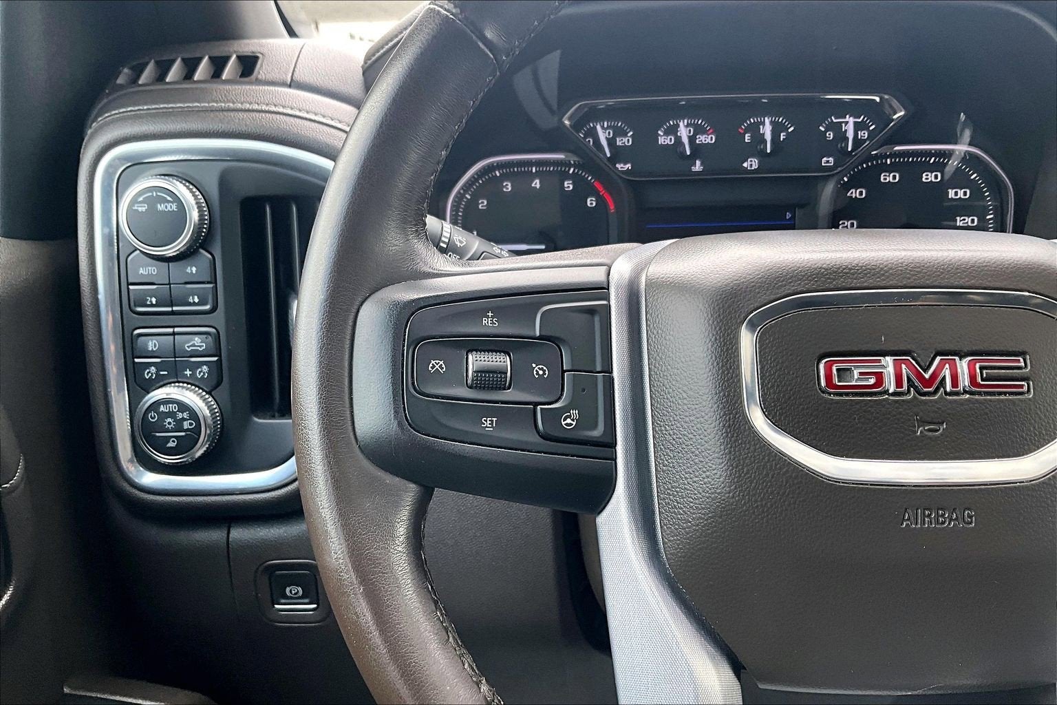 2021 GMC Sierra 1500 SLT