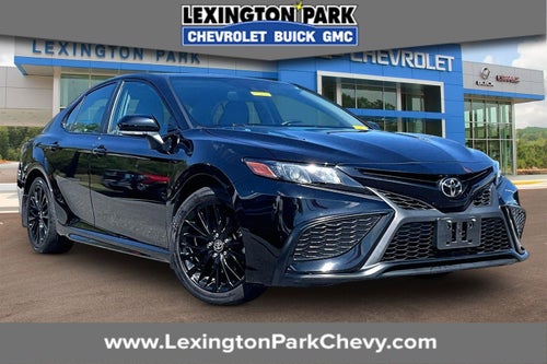 2022 Toyota Camry SE Nightshade Edition