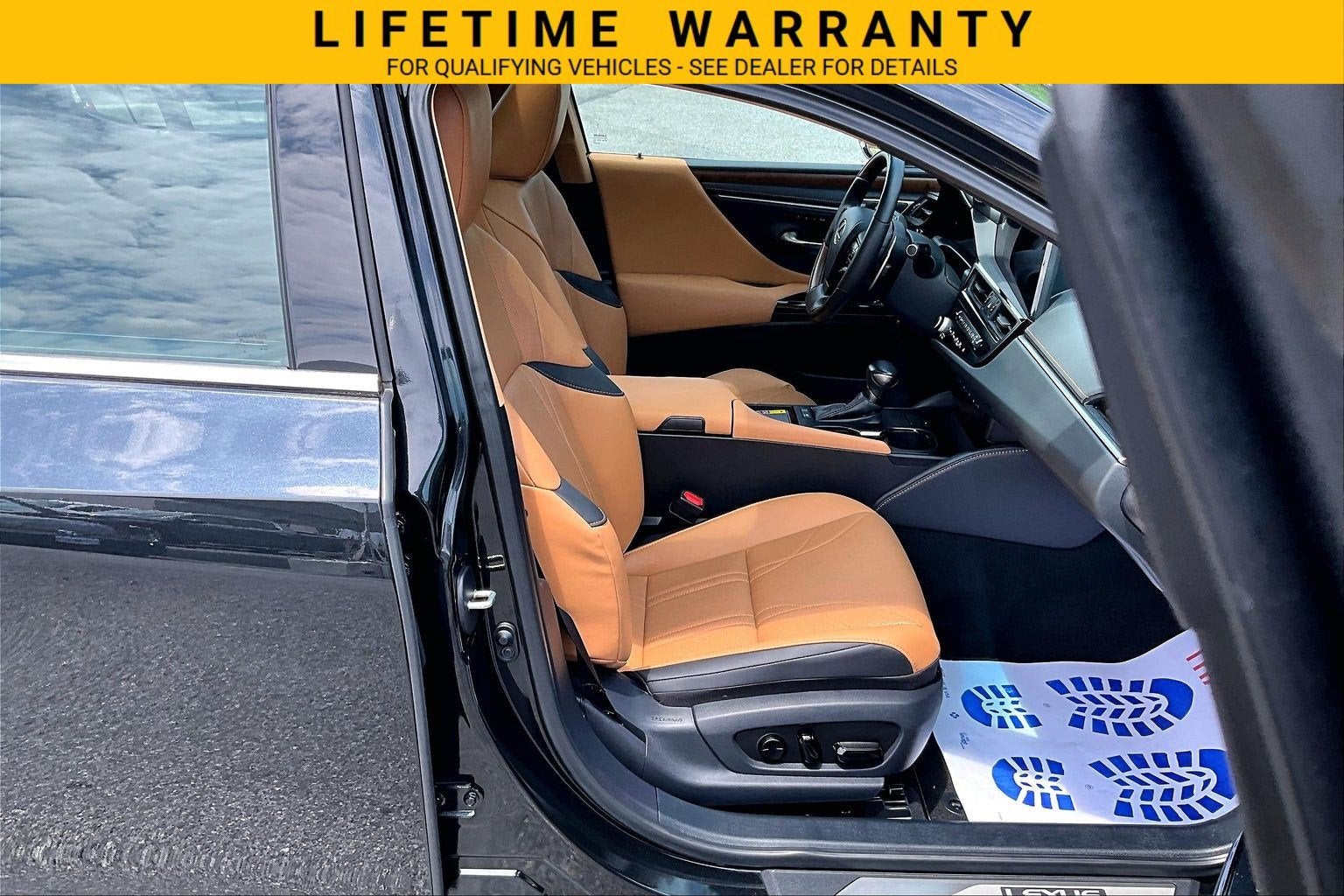 2024 Lexus ES ES 300h Ultra Luxury