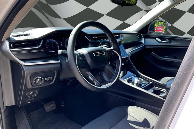 2023 Jeep Grand Cherokee Laredo