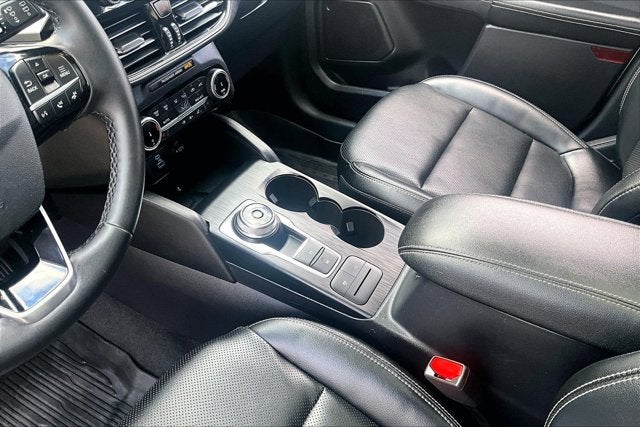 2022 Ford Escape SEL PANO ROOF & TECH PKG