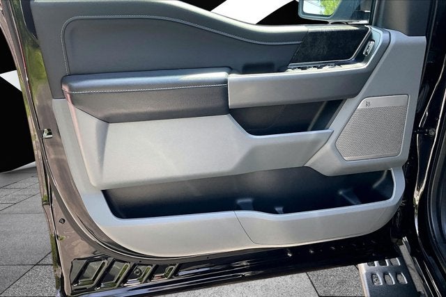 2024 Ford F-150 Lightning Flash