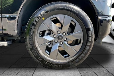 2024 Ford F-150 Lightning Flash