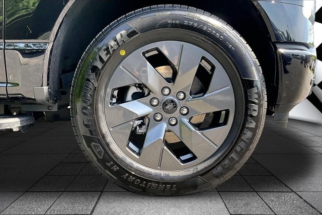 2024 Ford F-150 Lightning Flash
