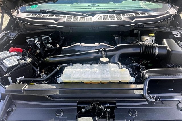 2022 Ford F-150 STX 4WD CREW CAB