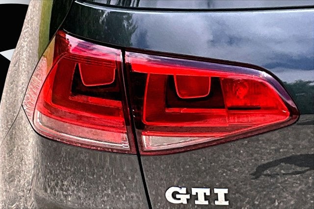 2015 Volkswagen Golf GTI Base