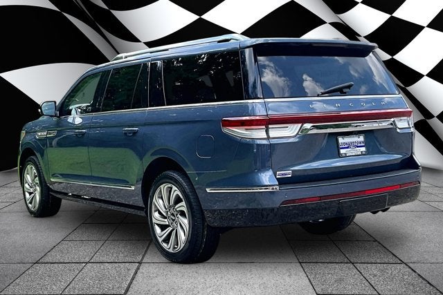 2023 Lincoln Navigator L Reserve REAR ENTERTAINMENT