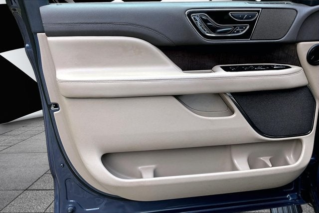 2023 Lincoln Navigator L Reserve REAR ENTERTAINMENT