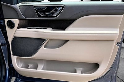 2023 Lincoln Navigator L Reserve REAR ENTERTAINMENT