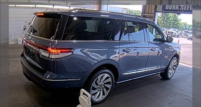 2023 Lincoln Navigator L Reserve REAR ENTERTAINMENT