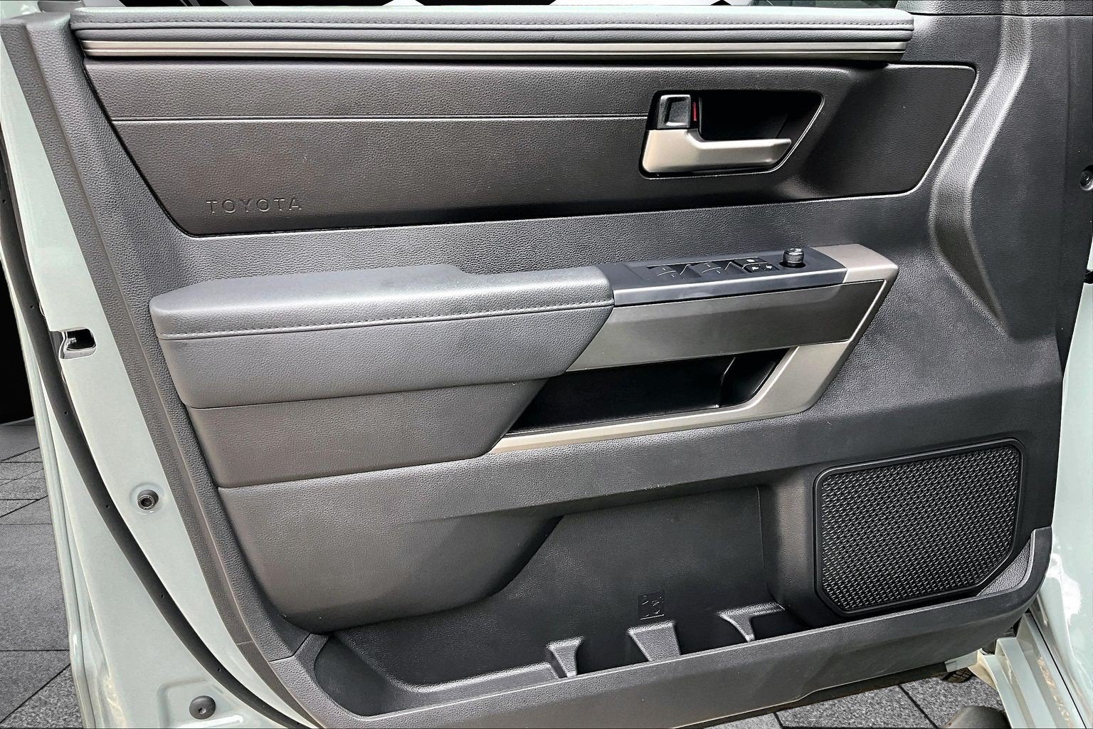 2026 Toyota Tundra 4WD SR5