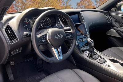 2022 INFINITI Q60 LUXE