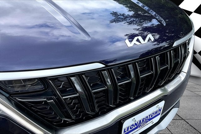 2024 Kia Carnival LX