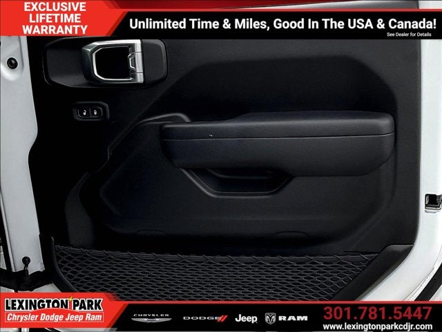 2025 Jeep Wrangler 4-Door Summit 4x4