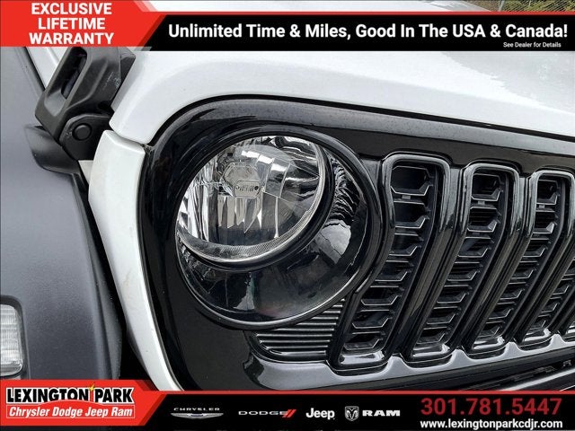 2025 Jeep Wrangler 4-Door Summit 4x4