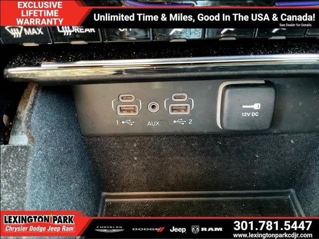 2023 Jeep Grand Cherokee L Laredo 4x4