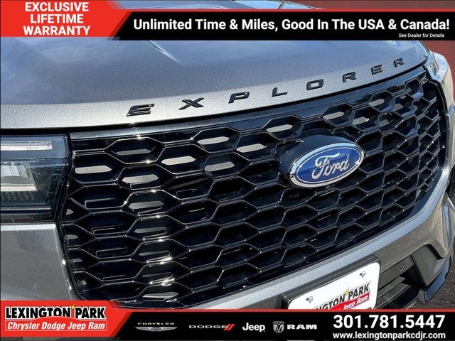 2025 Ford Explorer ST-Line