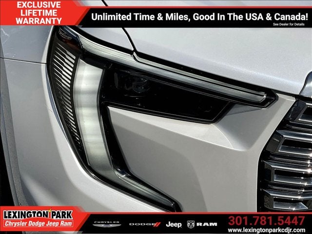 2024 GMC Acadia FWD Denali