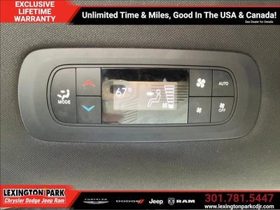2020 Chrysler Pacifica Hybrid 35th Anniversary Limited