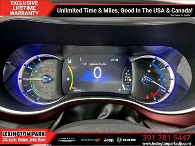 2020 Chrysler Pacifica Hybrid 35th Anniversary Limited