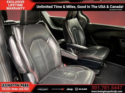 2020 Chrysler Pacifica Hybrid 35th Anniversary Limited