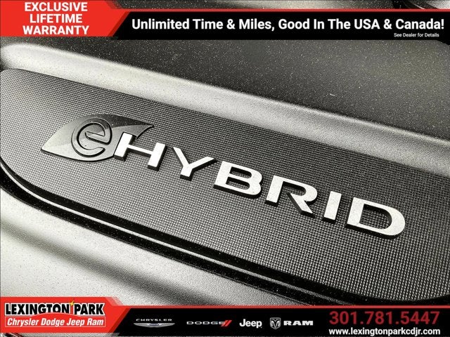 2020 Chrysler Pacifica Hybrid 35th Anniversary Limited