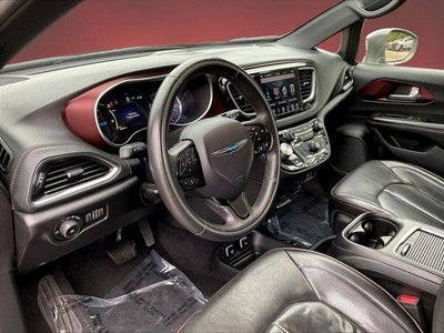 2020 Chrysler Pacifica Hybrid 35th Anniversary Limited