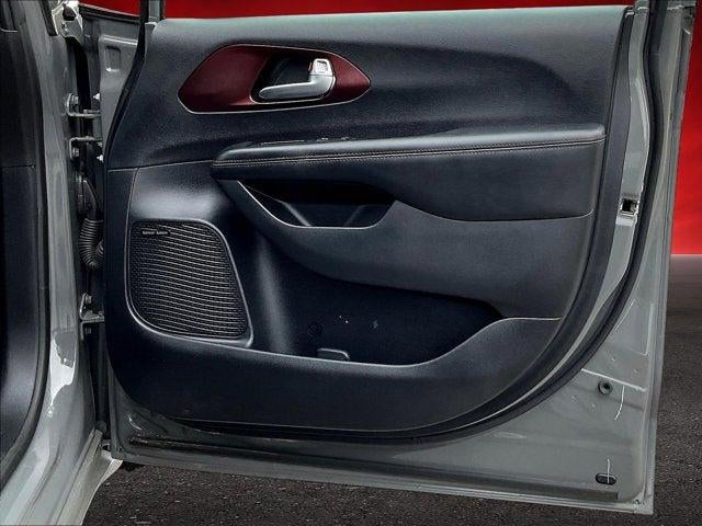 2020 Chrysler Pacifica Hybrid 35th Anniversary Limited