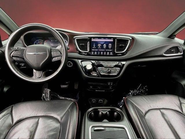 2020 Chrysler Pacifica Hybrid 35th Anniversary Limited