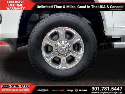 2019 RAM 2500 Laramie Crew Cab 4x4 6'4' Box