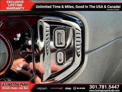 2022 Chevrolet Silverado 1500 4WD Crew Cab Short Bed LT with 2FL