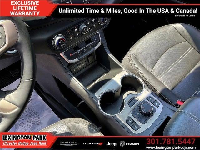 2023 GMC Terrain AWD Denali