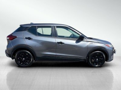2022 Nissan Kicks S