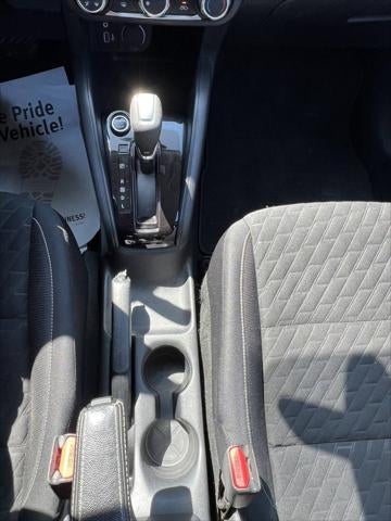 2022 Nissan Kicks S Xtronic CVT