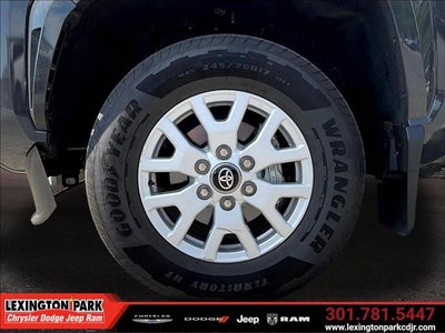 2025 Toyota Tacoma 4WD SR5