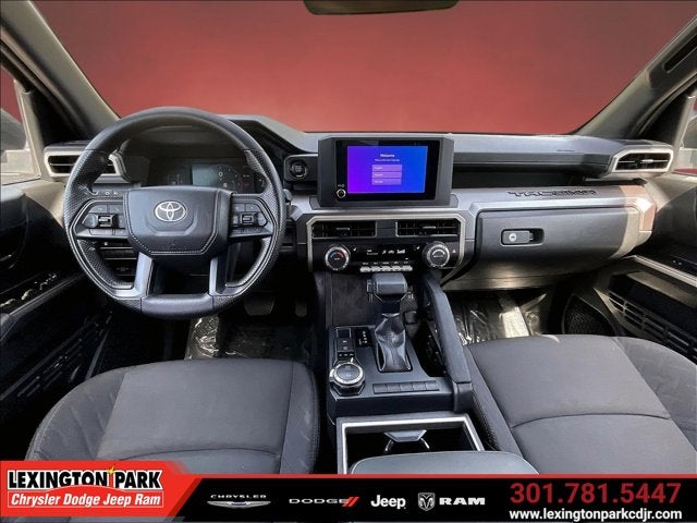 2025 Toyota Tacoma 4WD SR5