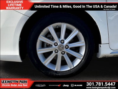2012 Toyota Camry Hybrid Base