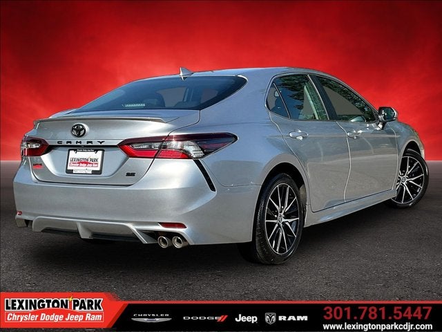 2022 Toyota Camry SE
