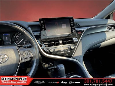 2022 Toyota Camry SE