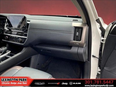 2024 Nissan Pathfinder Platinum 4WD