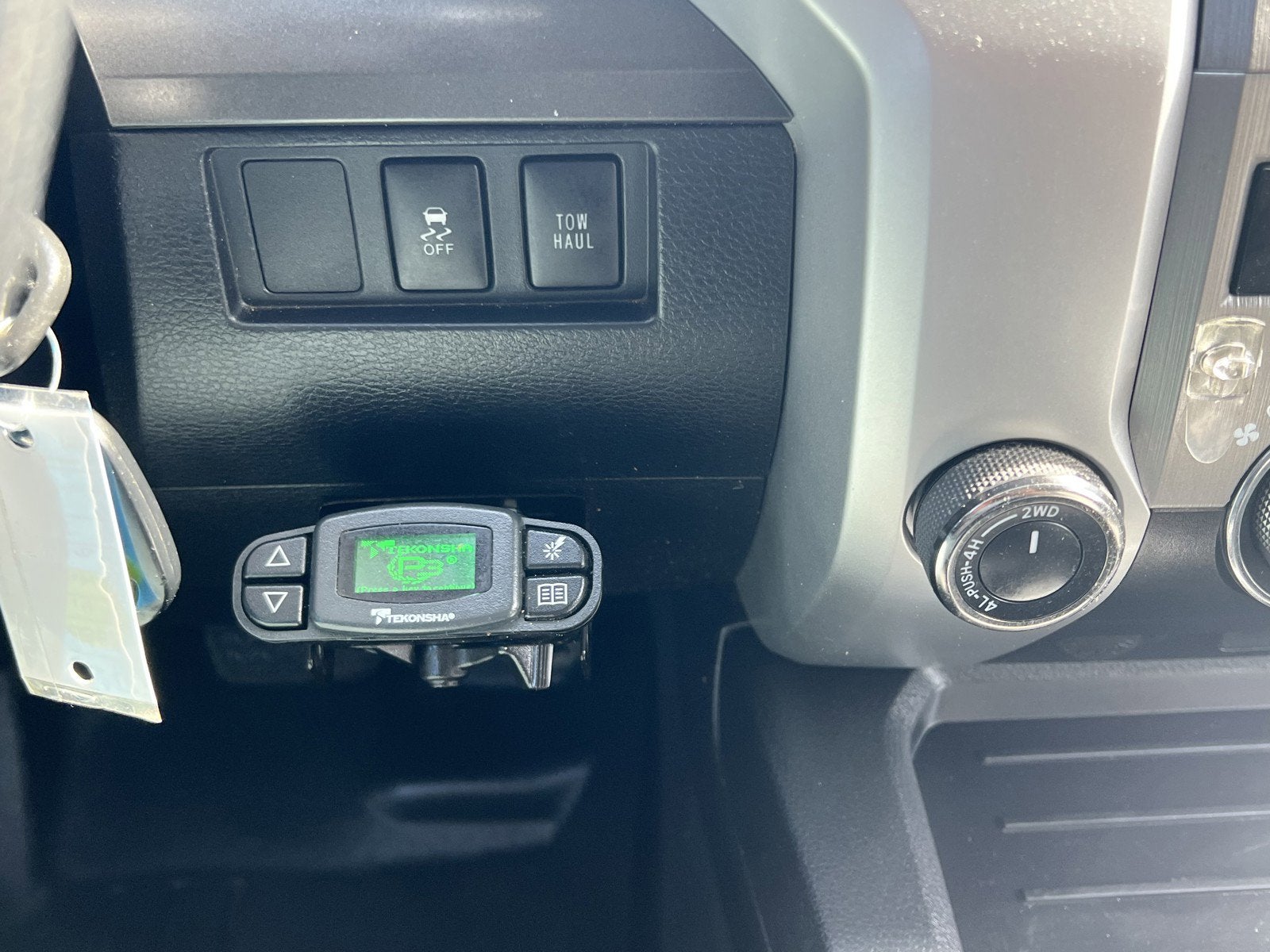 2014 Toyota Tundra SR5 5.7L V8