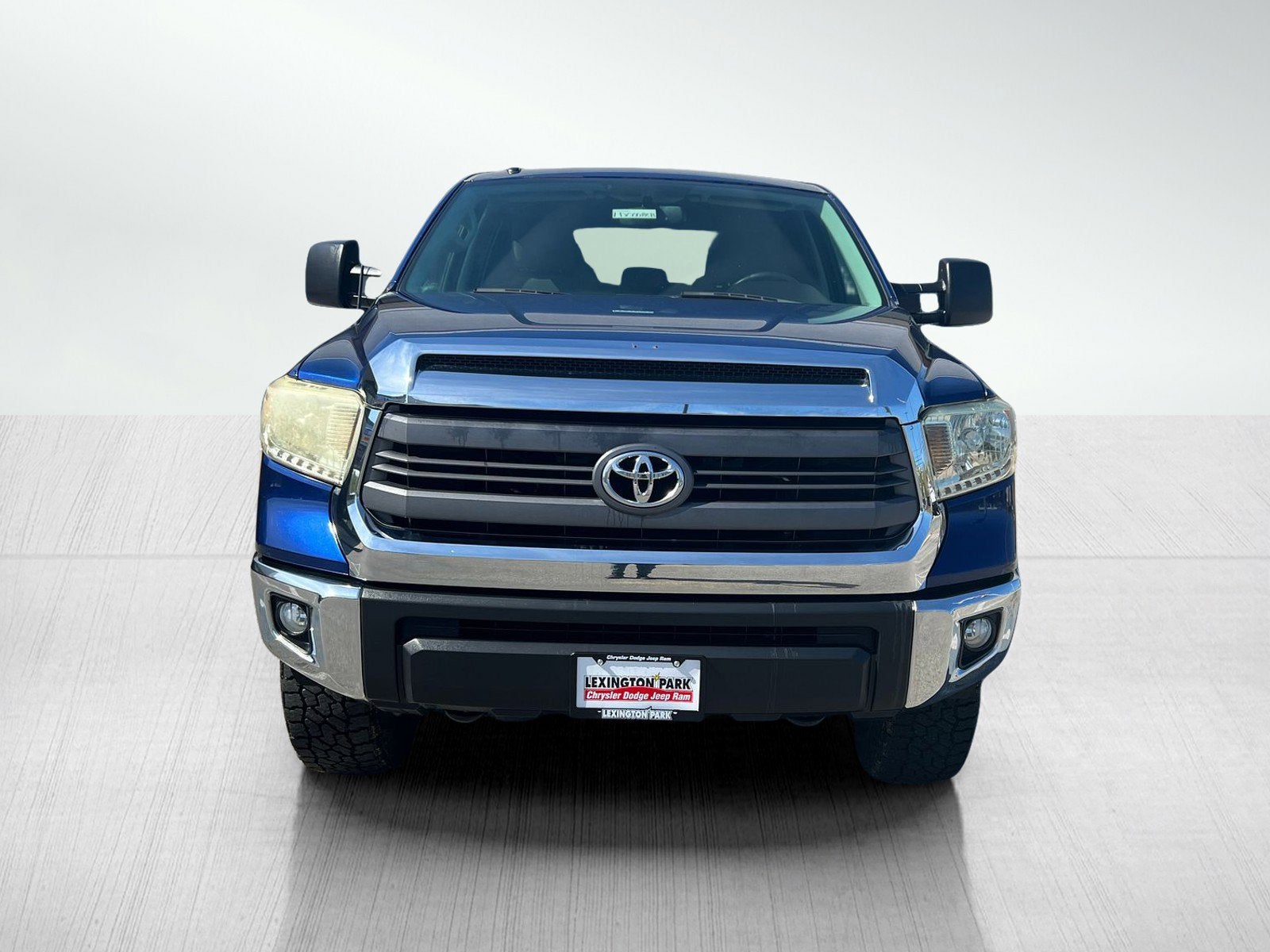 2014 Toyota Tundra SR5 5.7L V8