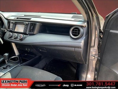 2017 Toyota RAV4 LE