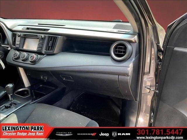 2017 Toyota RAV4 LE