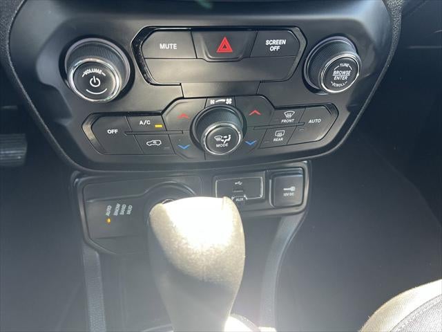 2020 Jeep Renegade Jeepster 4x4