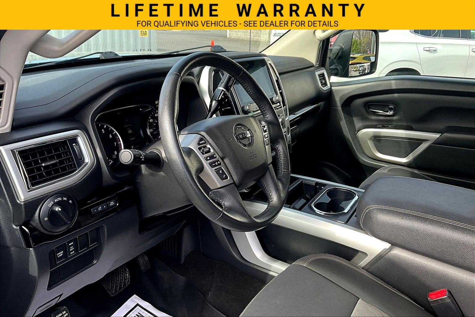 2020 Nissan Titan SV