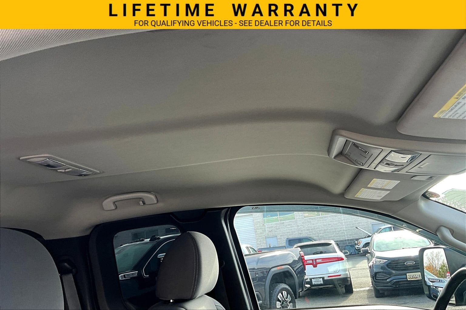 2020 Nissan Titan SV